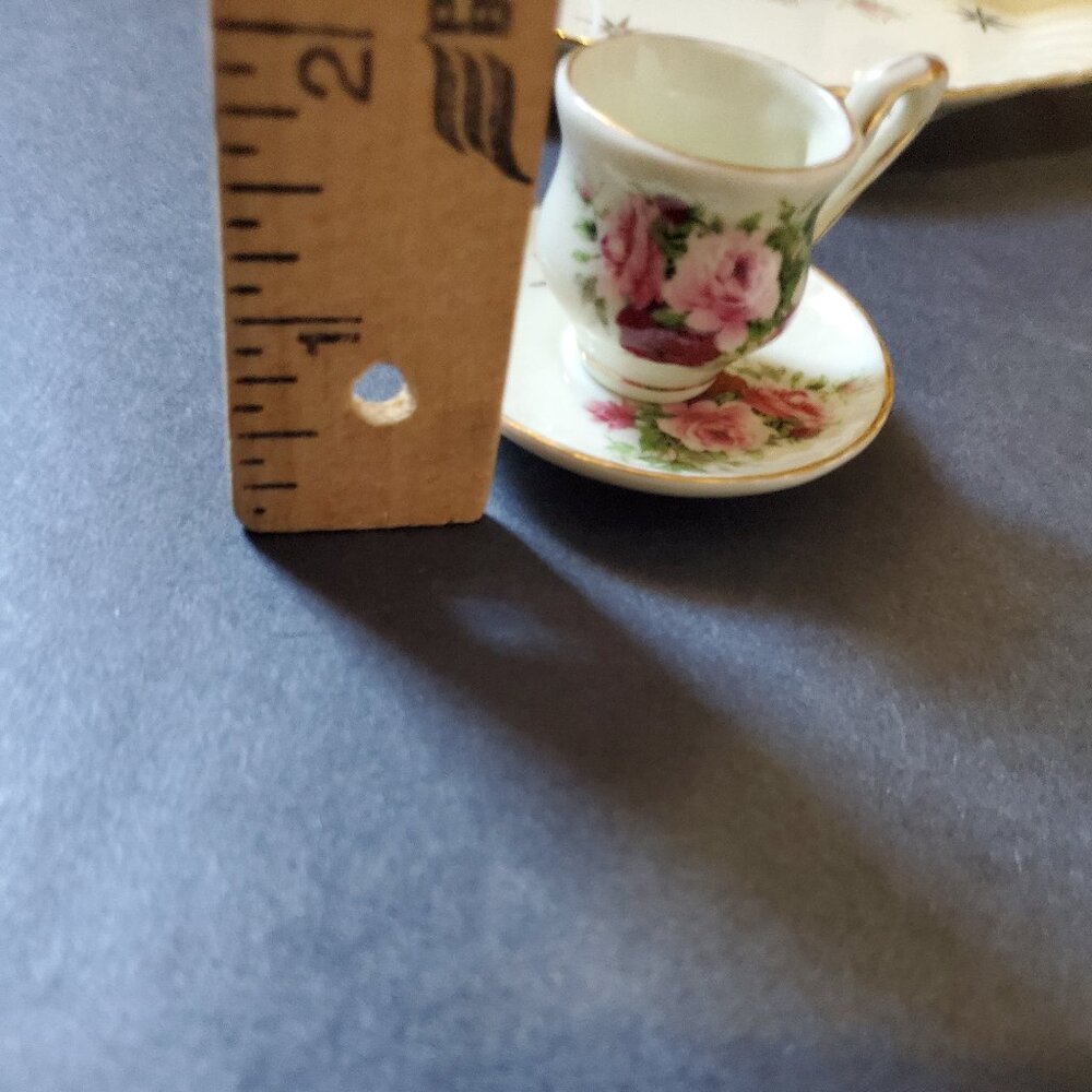 Miniature Ceramic Tea Set - Picture 13 of 16